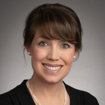 Elizabeth Meck Headshot Aspect Ratio 1 1